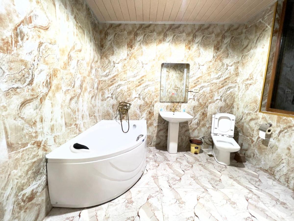 Hotel Royal Kutaisi Dış mekan fotoğraf